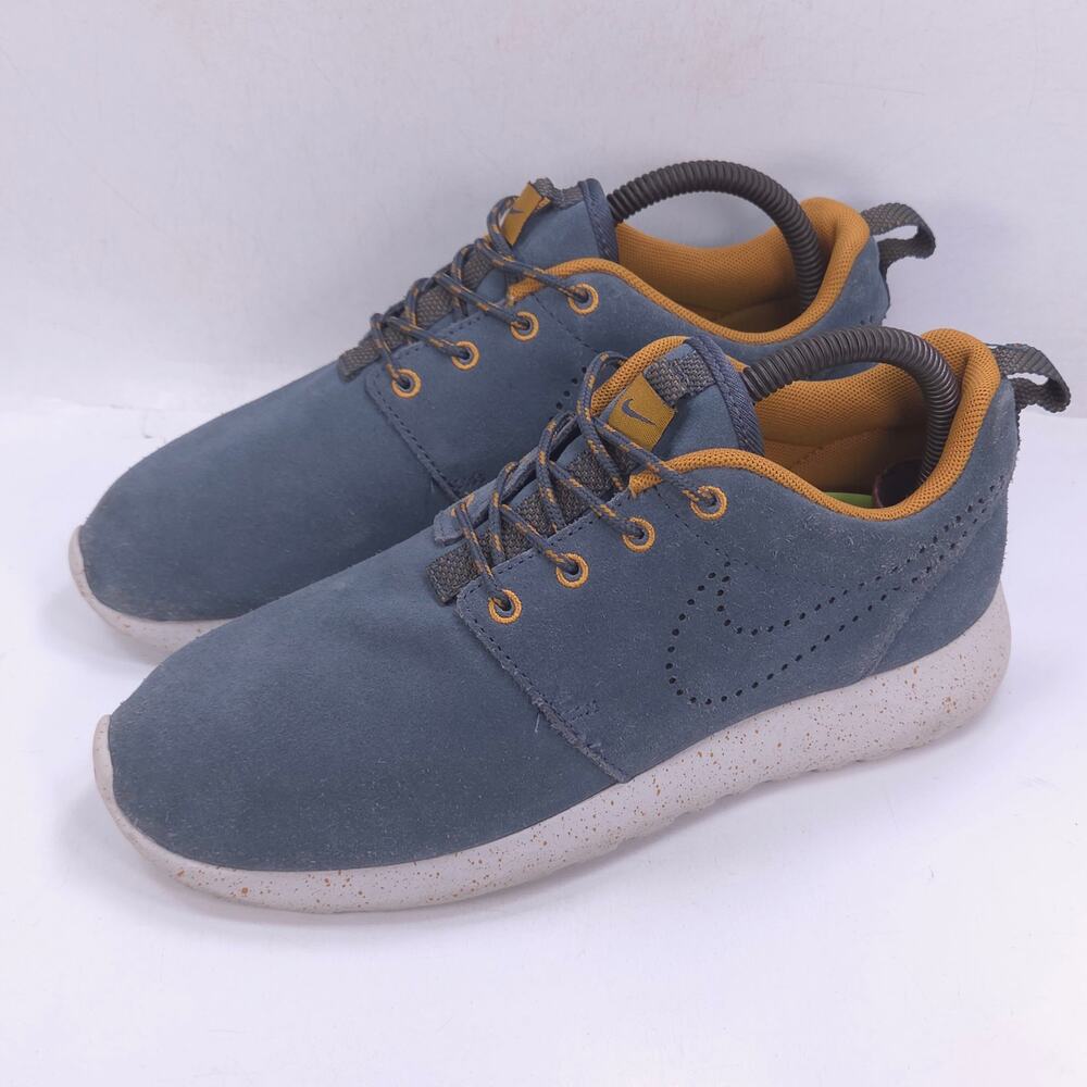 Nike Rosherun Lace Up Athletic Training Shoe Womens Size 7 616747-400 Blue
